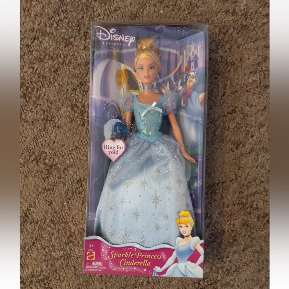 2004 Disney Sparkle Princess Cinderella Doll & Ring for you Mattel  Barbie New